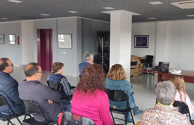 Charla y proyección en Manjarrés Charla y proyección en Manjarrés
