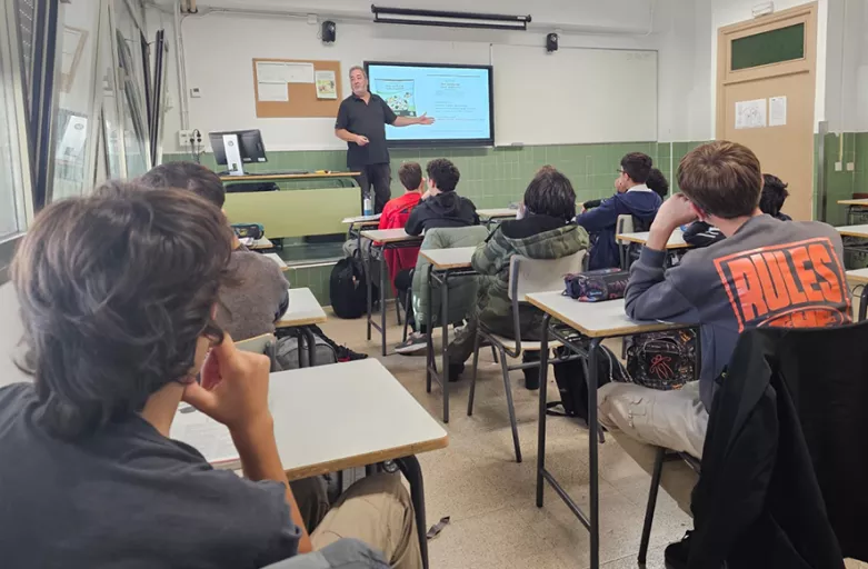 6 Charlas en IES ElHuyar 6 Charlas en IES ElHuyar