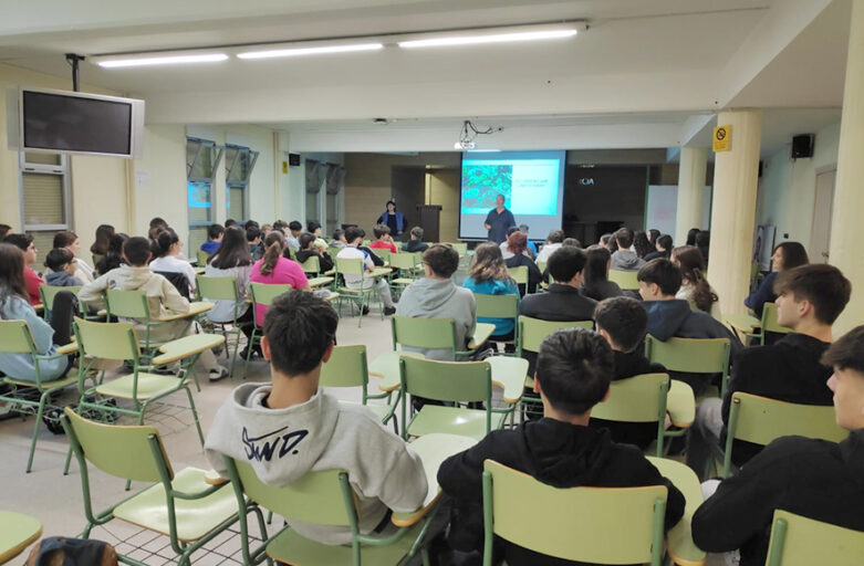 4 Charlas en IES Cosme García